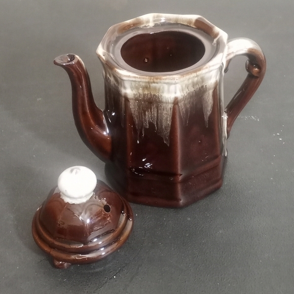VINTAGE McCoy Speckle Drip Glaze Art Pottery Teapot - Picture 2 of 9